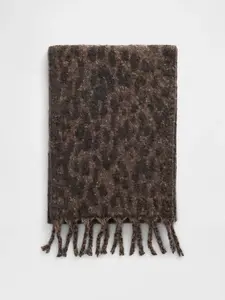 Šála GAP s třásněmi