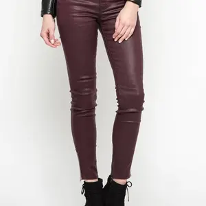 Burgundy pants Yups cmu0385. R17