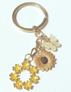 Gifty - Klíčenka Charm - žlutý motýl