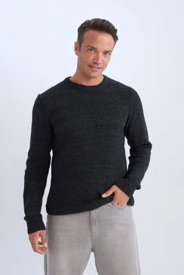 DEFACTO Standard Fit Regular Cut Crew Neck Textured Basic Plain Knitwear Sweater