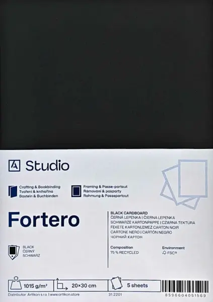Černá lepenka Fortero 1015g 40x50cm, 5 listů