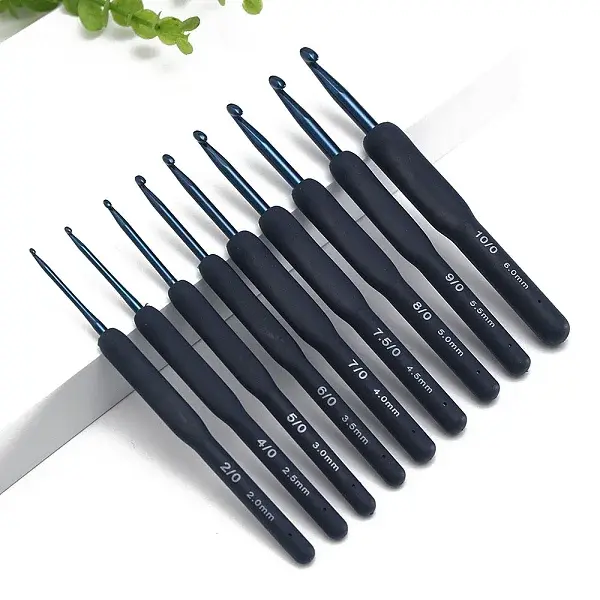 9Pcs Aluminum Diverse Size Crochet Hooks Set
