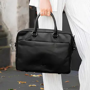 Pánska kožená taška na notebook Sparwell Koen - čierna