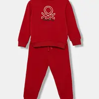 Dětská bavlněná tepláková souprava United Colors of Benetton červená barva, 3J68GK00S