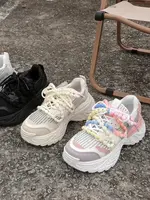 Resti Women's sporty sneakers on a thicker sole Loness