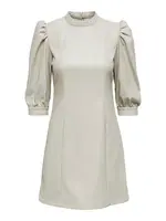 Krátké šaty s nařasenými rukávy