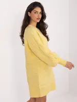 Žluté svetrové šaty