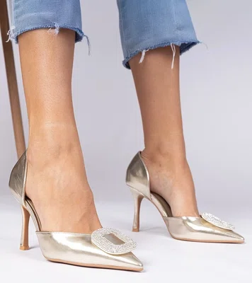 Gemre Golden stilettos adorned with zirconia Coluga