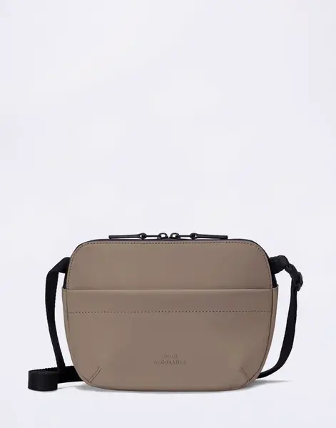 Ucon Acrobatics Melvin Medium Lotus Infinity Dark Sand