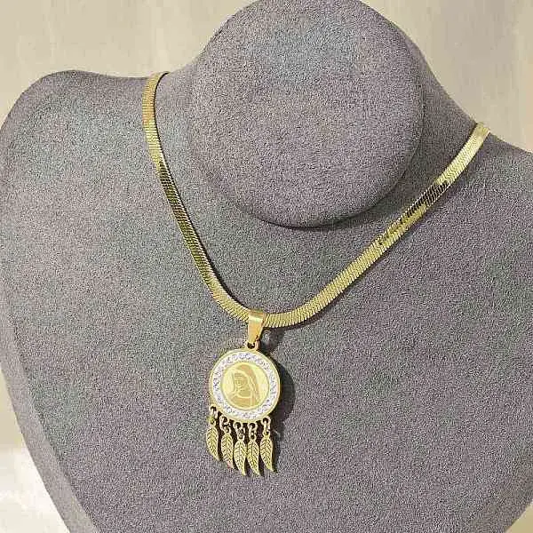 201 Stainless Steel Clear Cubic Zirconia Flat Round Virgin with Feather Pendant Necklaces