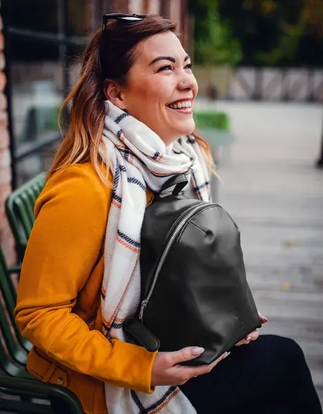 Trendový dámský koženkový batoh VUCH Minos, černá