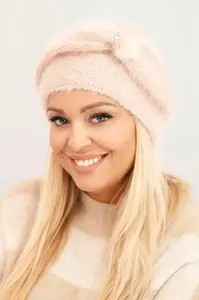 Kesi Dámská zimní čepice nadýchaná s ozdobou a kožešinou pudrově růžová