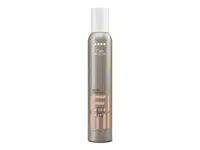 Wella Professionals Extra silná tvarovací pěna na vlasy EIMI Shape Control 300 ml
