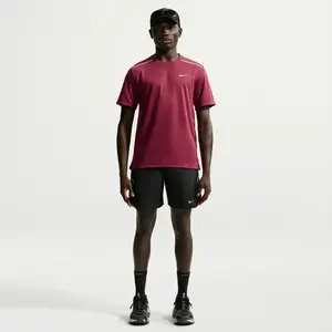 Nike Miler M