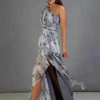 Carmen Indigo Tlačené Jednoramenné Dlhé Večerné Šaty s Rozparkom