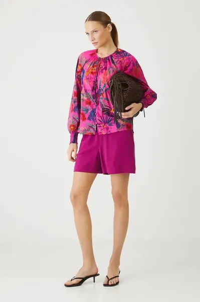 Šortky s příměsí lnu Medicine