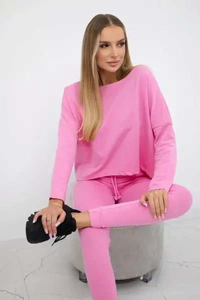 Souprava s oversized halenkou světle růžové barvy