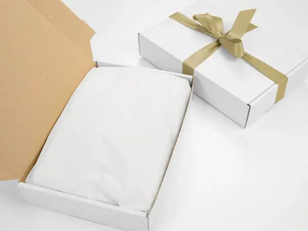 240 ks - Hedvábný papír 500x750 bílý