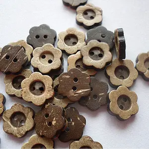 2-Hole Buttons in Flower Shape