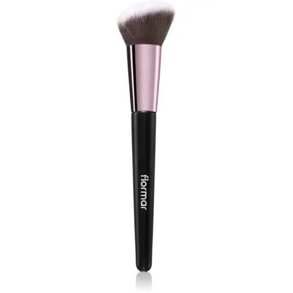 flormar Brush Flared Cut štětec na tvářenku 1 ks