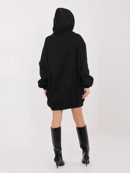 Černé mikinové šaty s kapucí