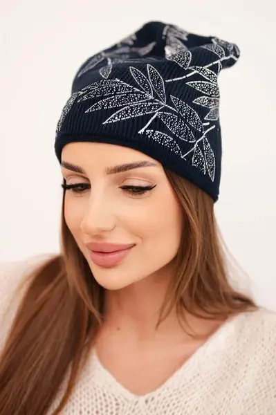 Dámská zimní čepice Kesi s dvojitým lemem