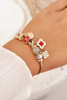 Dámský náramek s přívěsky