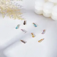 8Pcs 4 Colors Faceted Glass Charms