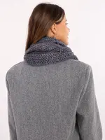 Tmavosivý komínový šál