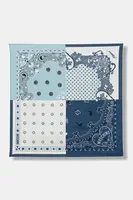 Hedvábný šátek Moschino