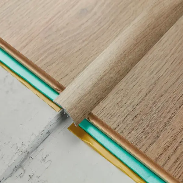 Přechodový profil  LW 40 5W1 PCV 0,93m teak