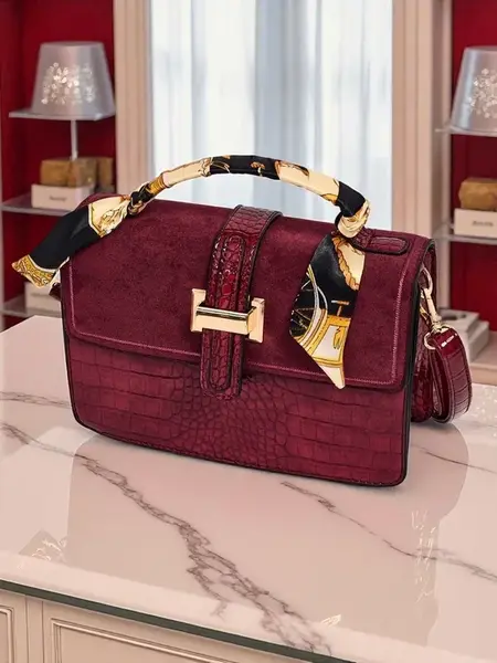 Resti Aurora Venezia burgundy women's handbag made of patent eco-leather and suede