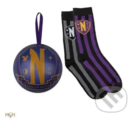 Wednesday Vianočná dekorácia s ponožkami