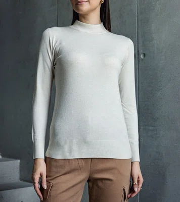 Gemre Beige classic loose-fitting sweater Essana
