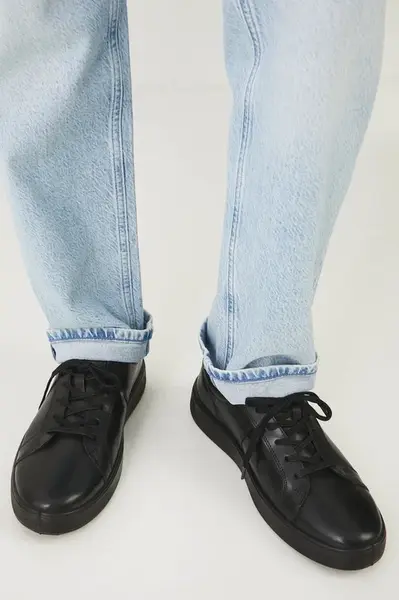 Kožené sneakers boty Medicine