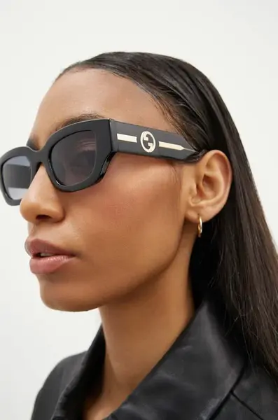 Sluneční brýle Gucci