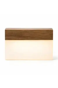 Gingko Design  lampička LED z ořechového dřeva 8 x 2,5 x 6,6 cm