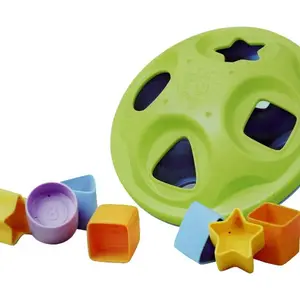 Vhazovací hračka HUTERMANN tvary