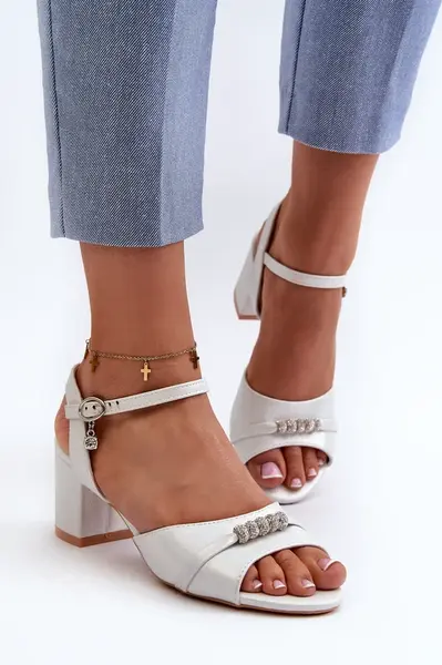 Dámske sandále Kesi