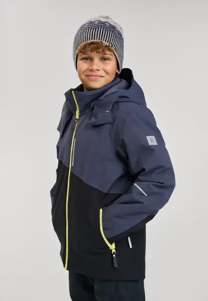 Chlapecká zimní bunda reima kaaranka černá 158