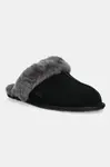 UGG Semišové papuče UGG Scuffette II