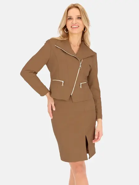 PERSO Woman's Women's short jacket made of faux suede with a zipper