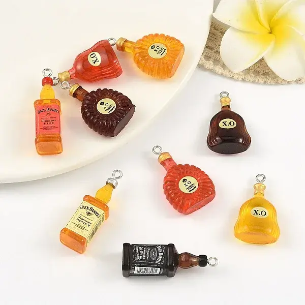 9Pcs 9 Styles Transparent Resin Pendants