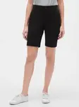 GAP Shorts 9" khaki bermuda shorts - Women's