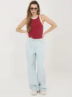 Svetlomodré široké džínsy s viazaním