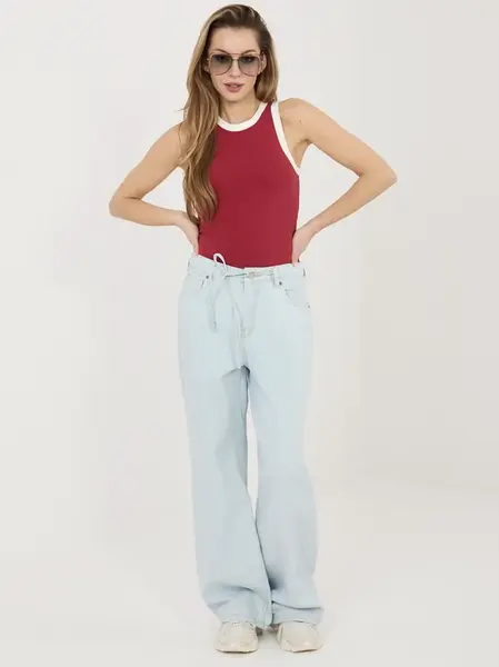 Svetlomodré široké džínsy s viazaním