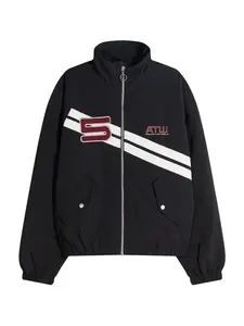 Bershka Prechodná bunda  rubínová / čierna / biela