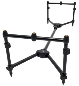 Daiwa stojan na 3 prúty black widow low level 3 rod pod