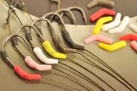 Korda rovnátka kickers-red white small