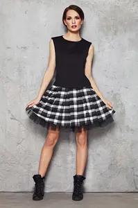 Nekonečná Dámska Sukňa M035